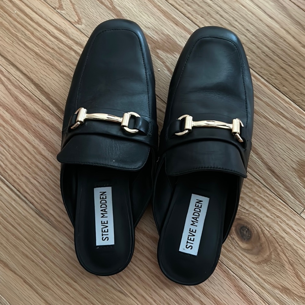 Steve Madden leather loafers/mules
